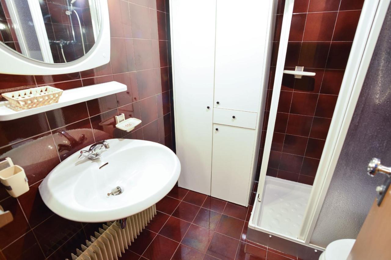 Res.Albare/Solaria Apt.Solandra Mezzana  Eksteriør billede