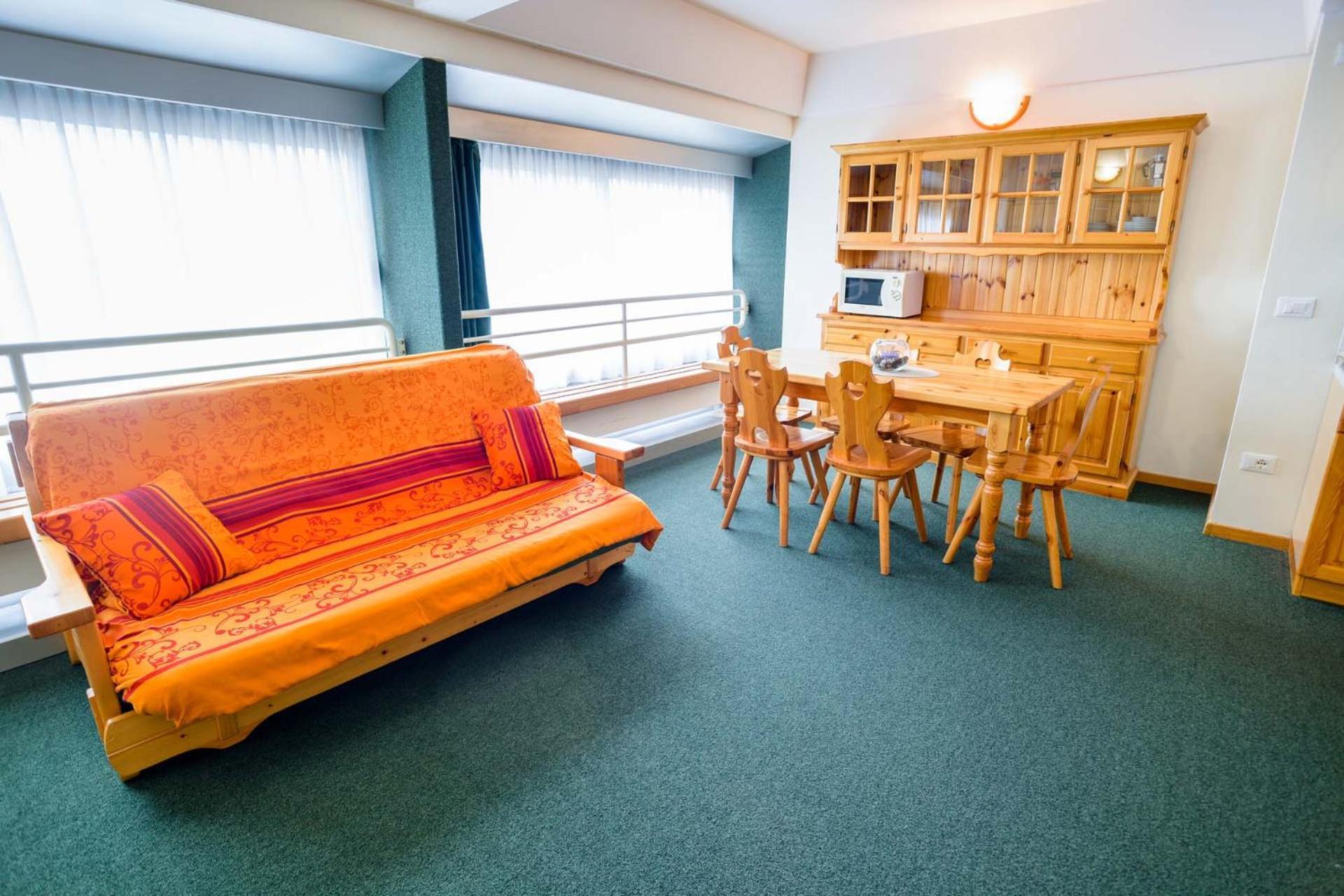 Res.Albare/Solaria Apt.Solandra Mezzana  Eksteriør billede